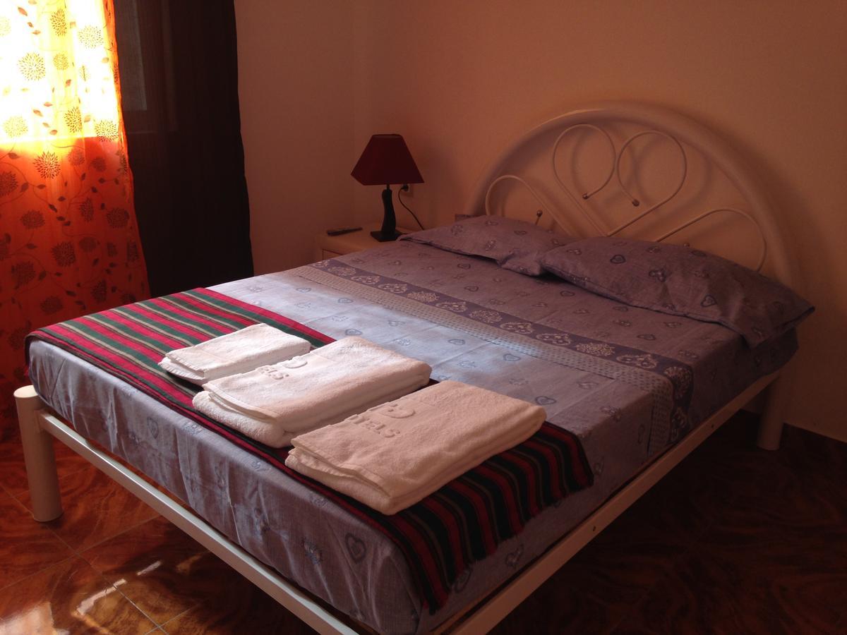Hôtel Anildo à Lazareto Extérieur photo
